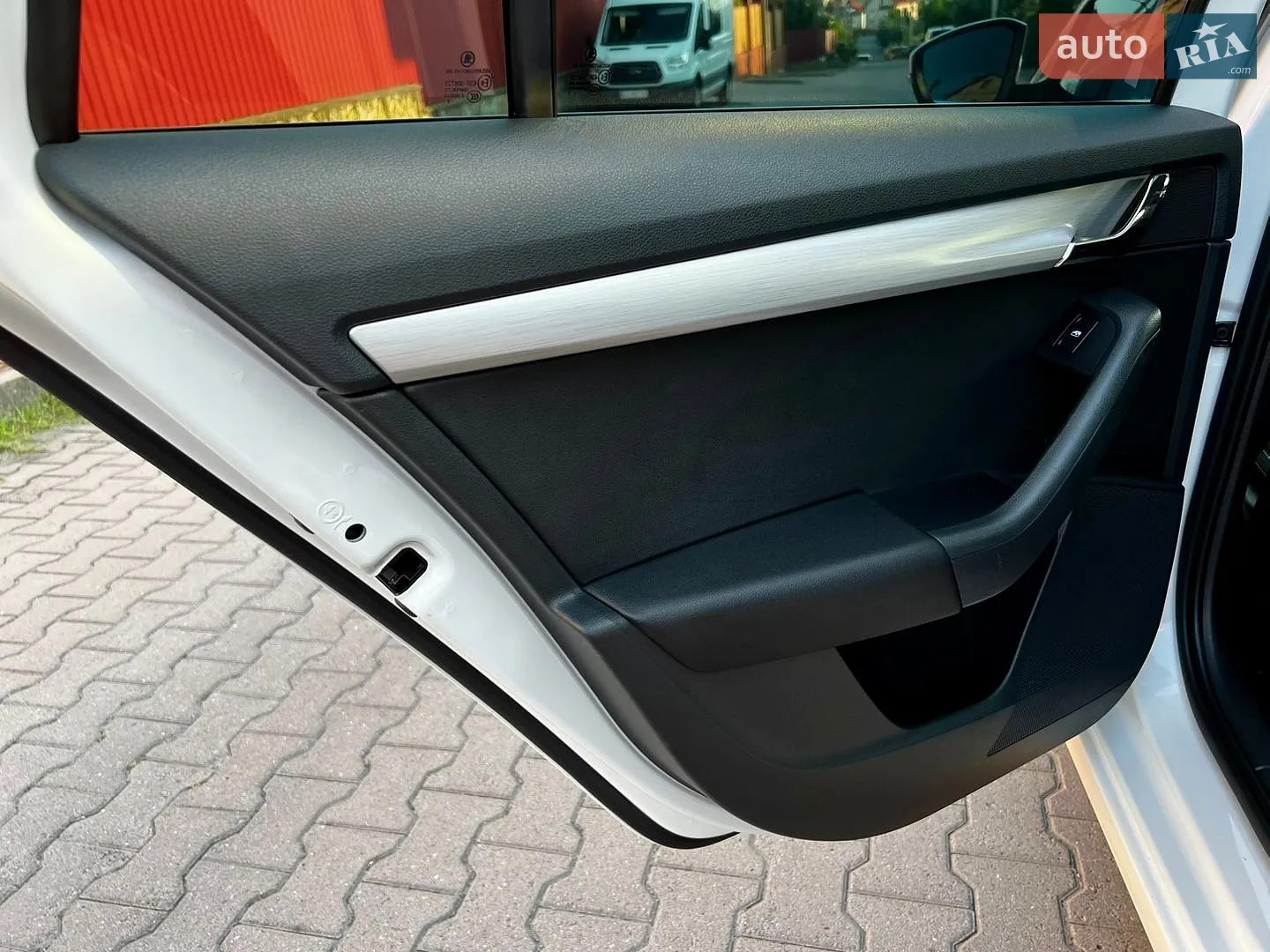 2015 Skoda Octavia - мініатюра 48