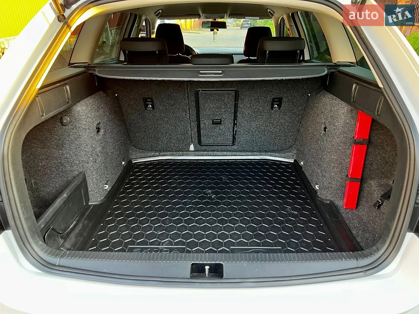 2015 Skoda Octavia - мініатюра 62
