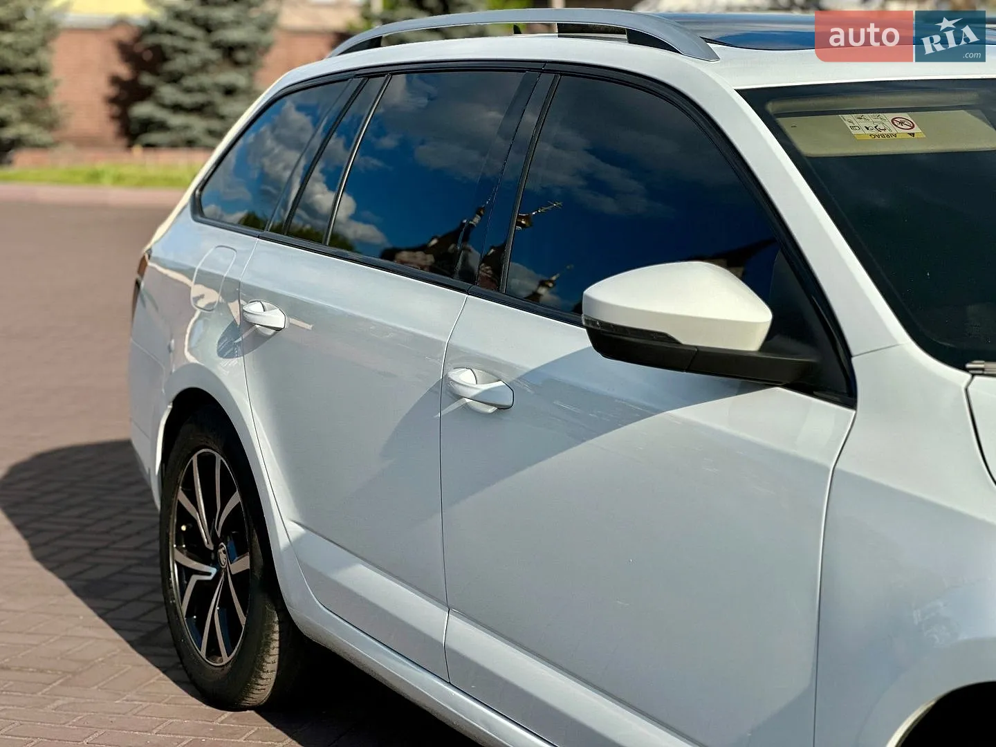 2016 Skoda Octavia - мініатюра 13