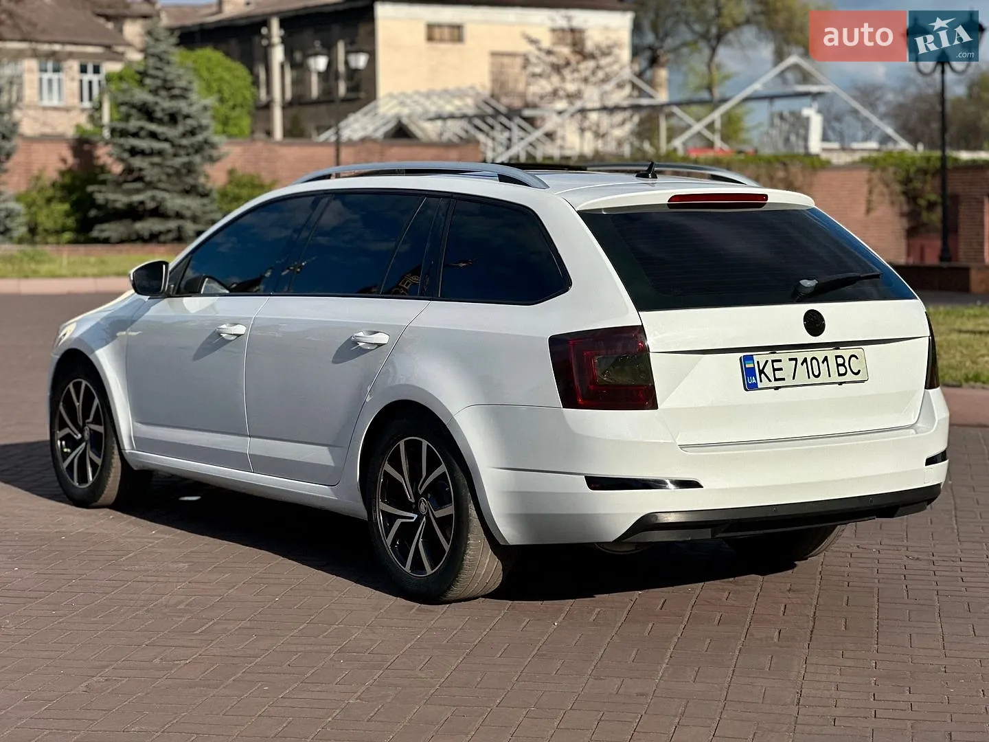 2016 Skoda Octavia - мініатюра 20