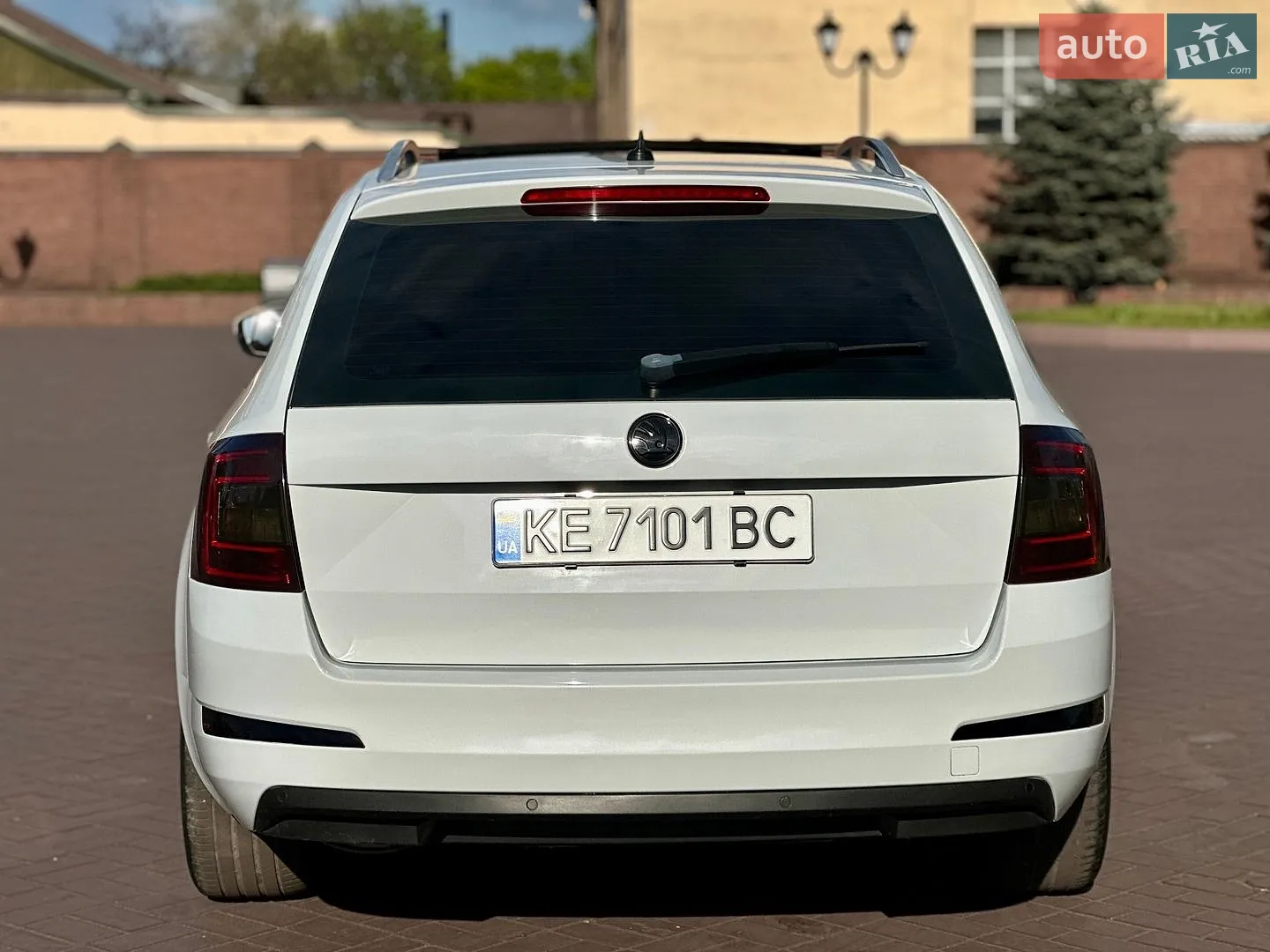 2016 Skoda Octavia - мініатюра 22
