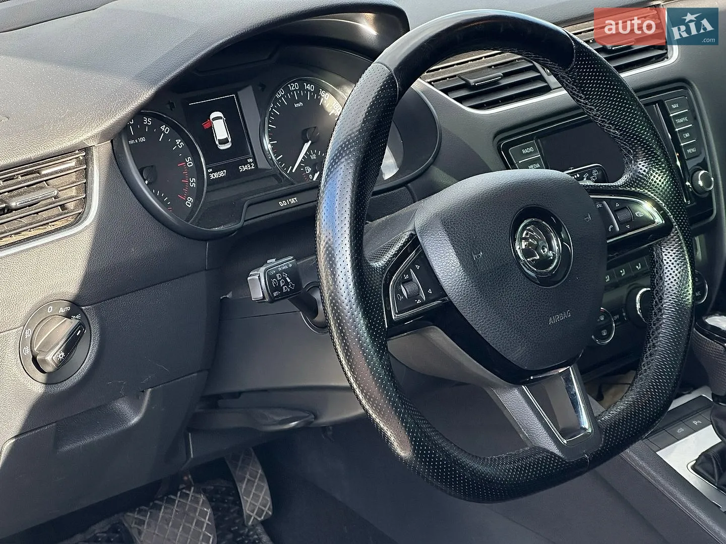 2016 Skoda Octavia - мініатюра 44