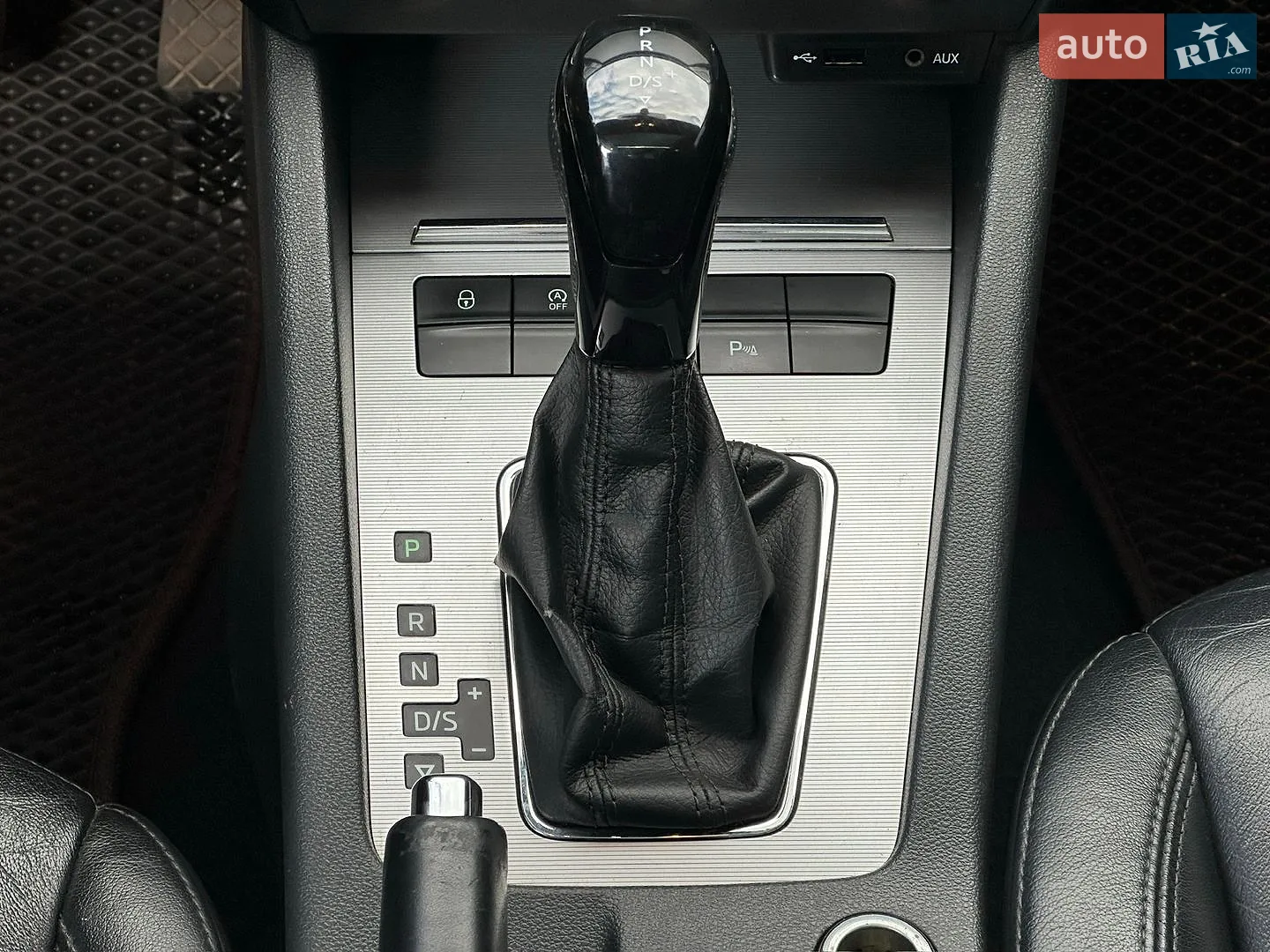 2016 Skoda Octavia - мініатюра 48