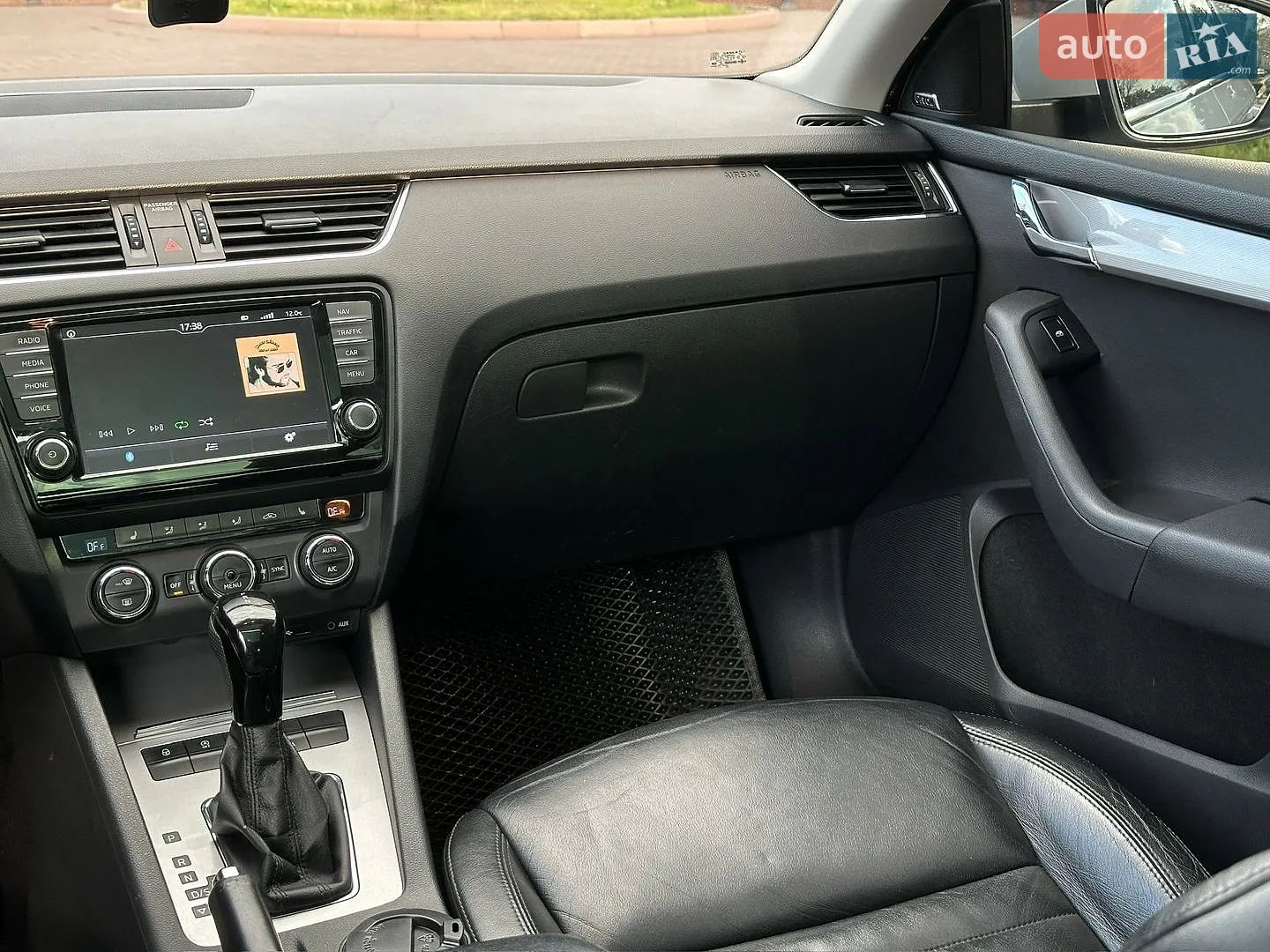 2016 Skoda Octavia - мініатюра 51