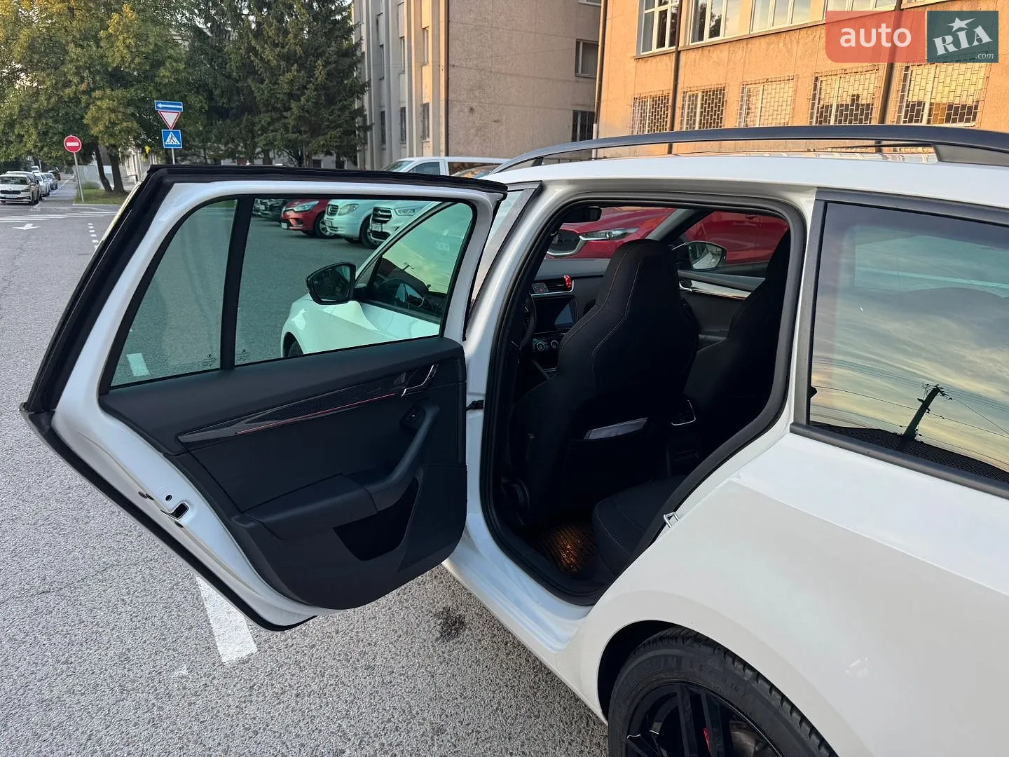 2017 Skoda Octavia - мініатюра 34