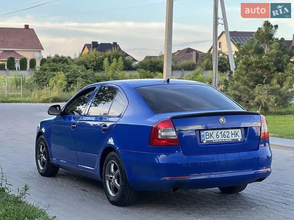 2010 Skoda Octavia - мініатюра 5