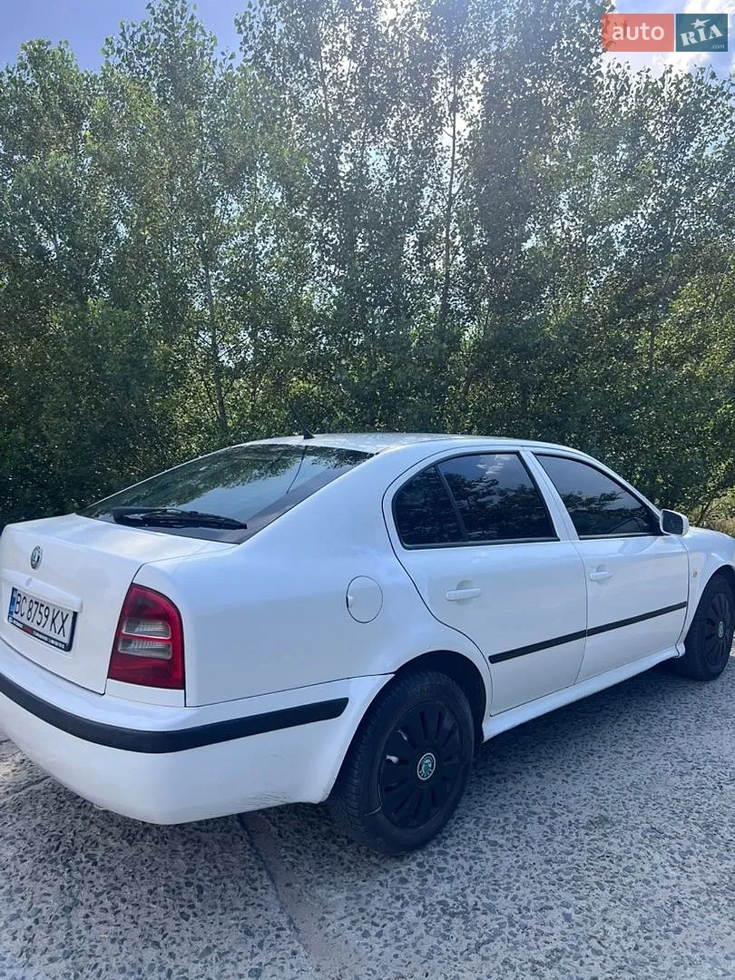 2010 Skoda Octavia - мініатюра 7