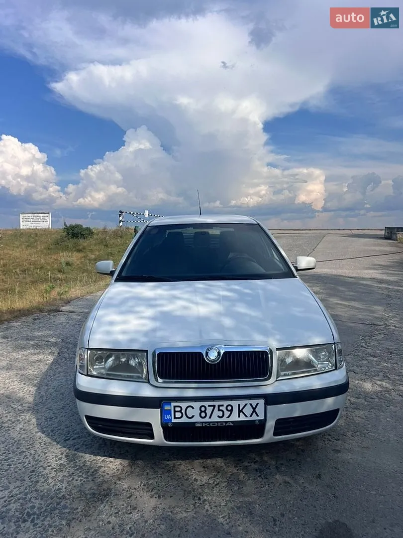 2010 Skoda Octavia - мініатюра 10