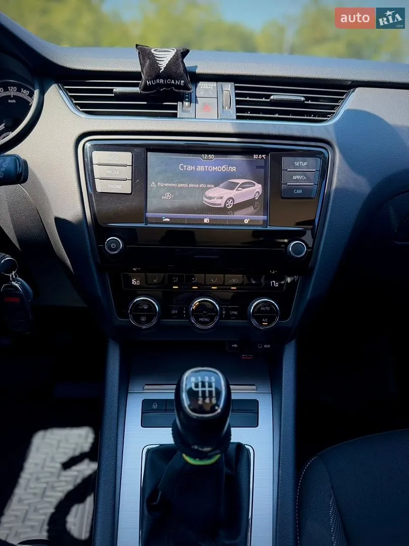 2017 Skoda Octavia - мініатюра 28