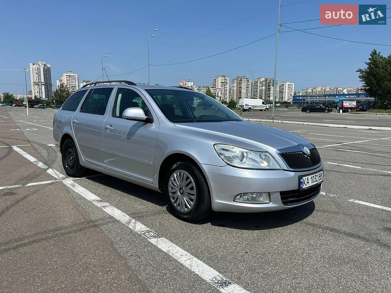 2010 Skoda Octavia - мініатюра 17
