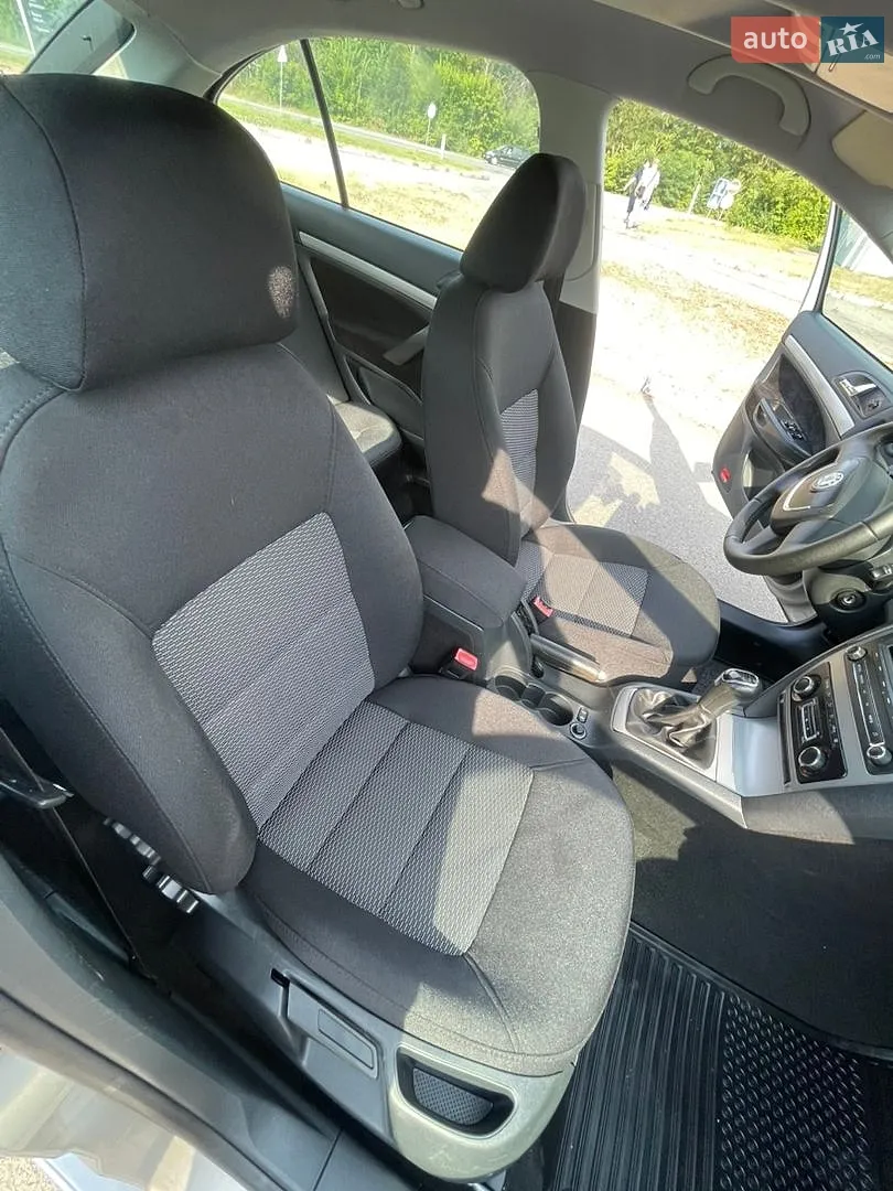 2011 Skoda Octavia - мініатюра 21