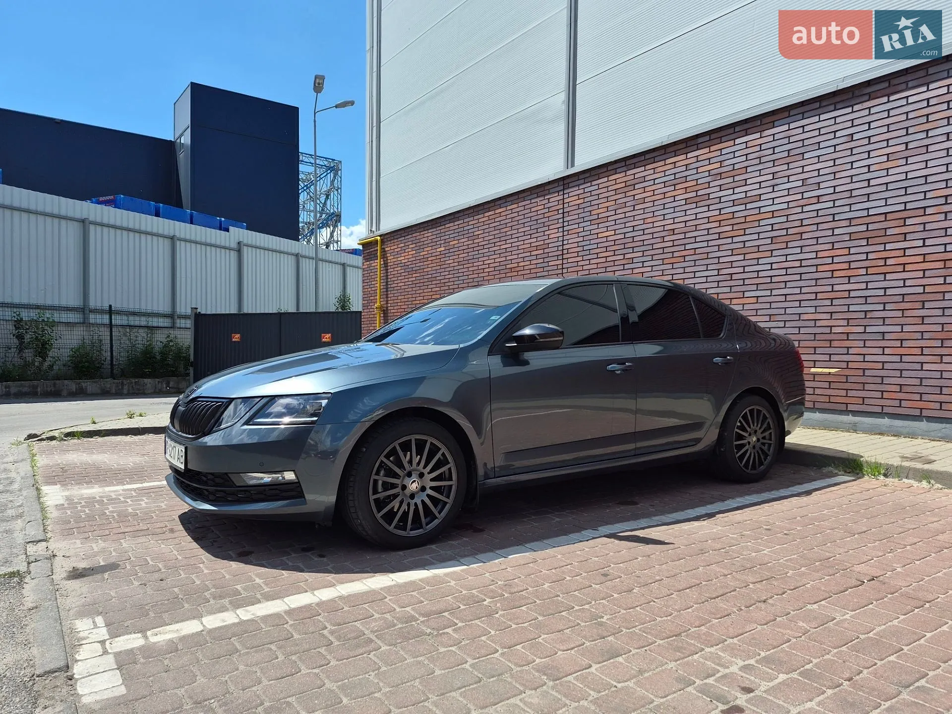 2017 Skoda Octavia - мініатюра 2