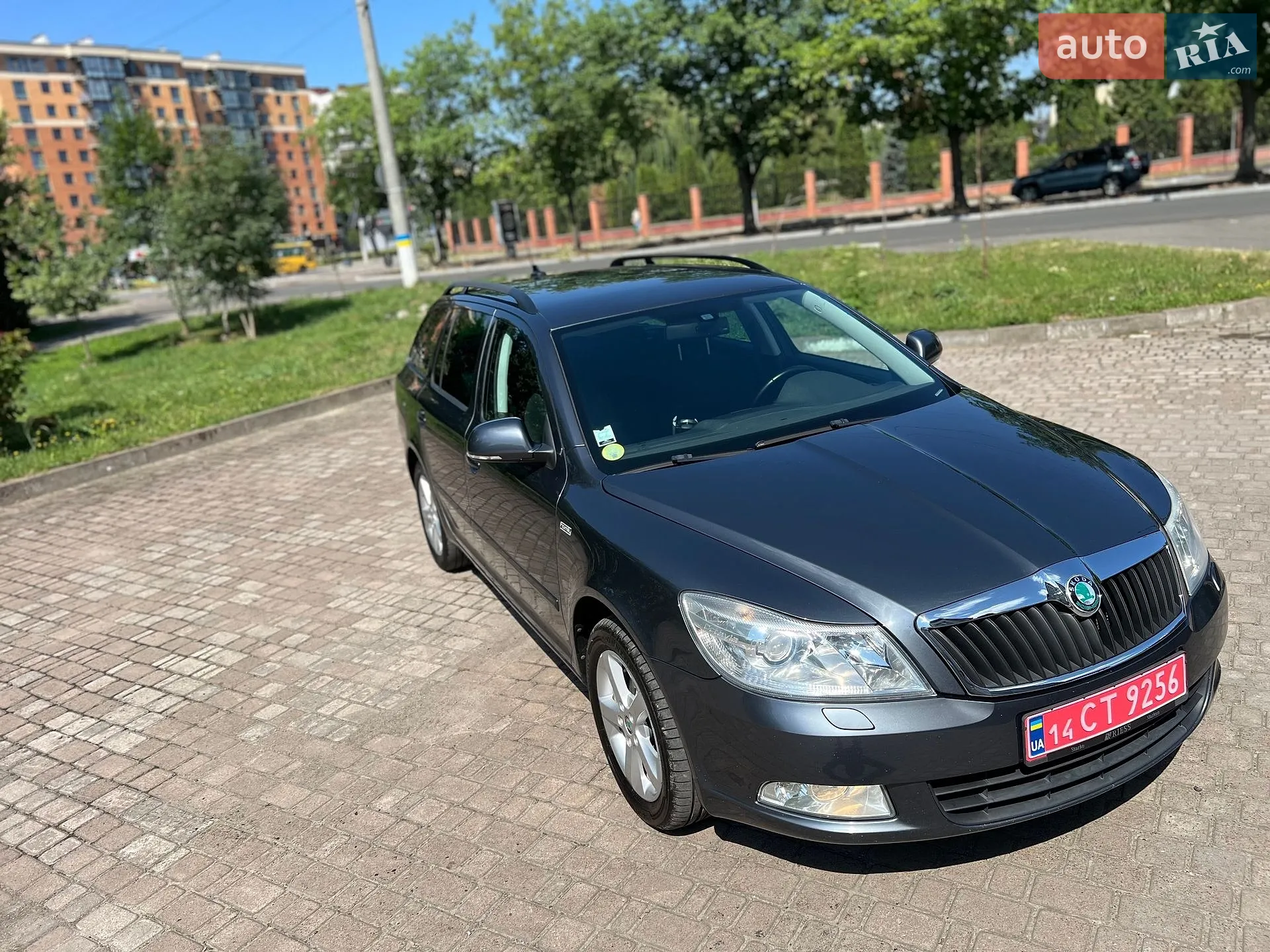 2011 Skoda Octavia - мініатюра 2