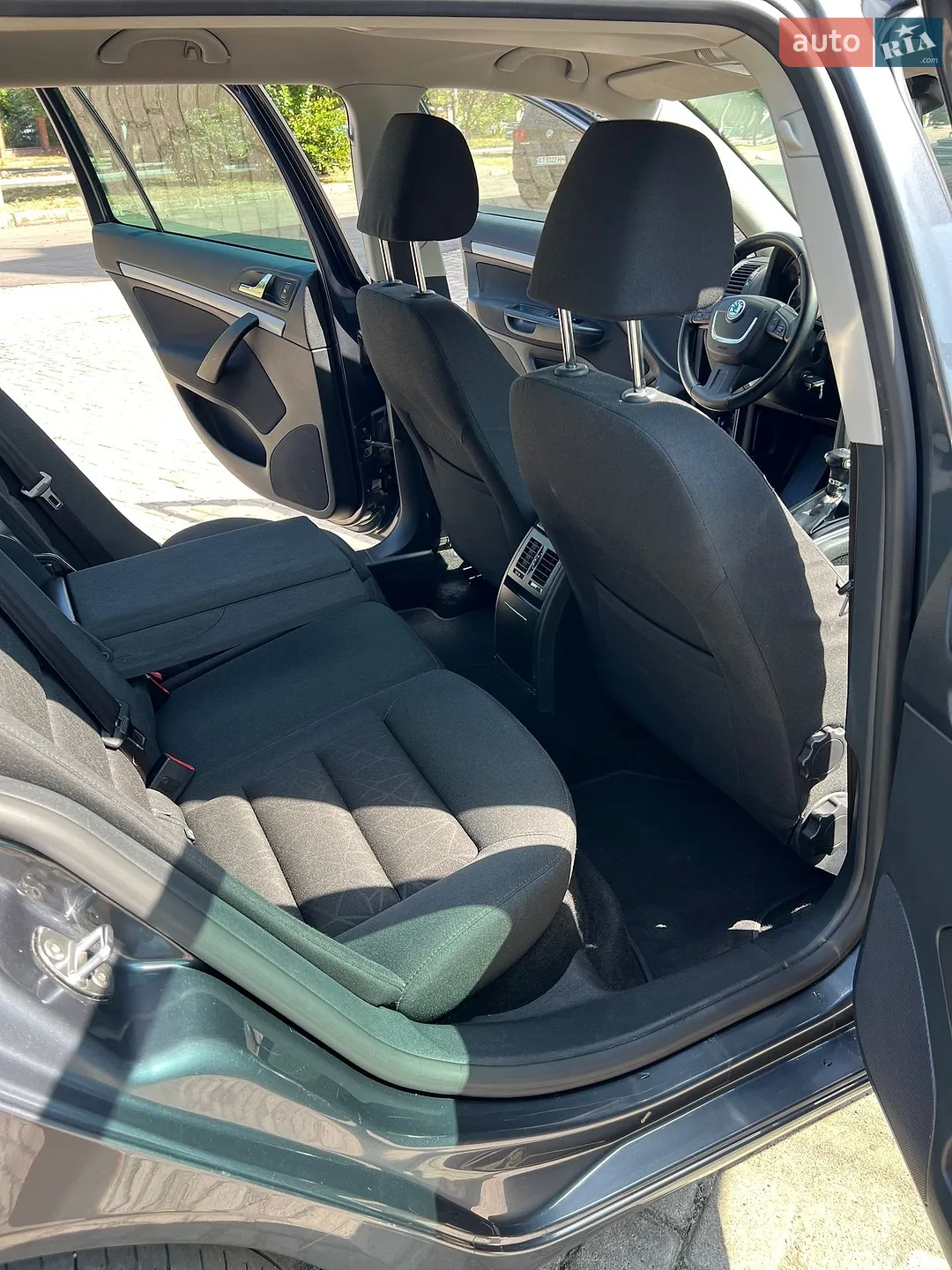2011 Skoda Octavia - мініатюра 28