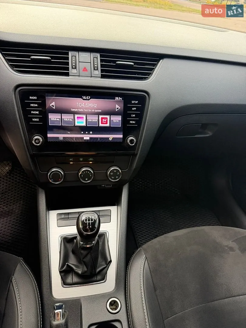2019 Skoda Octavia - мініатюра 16