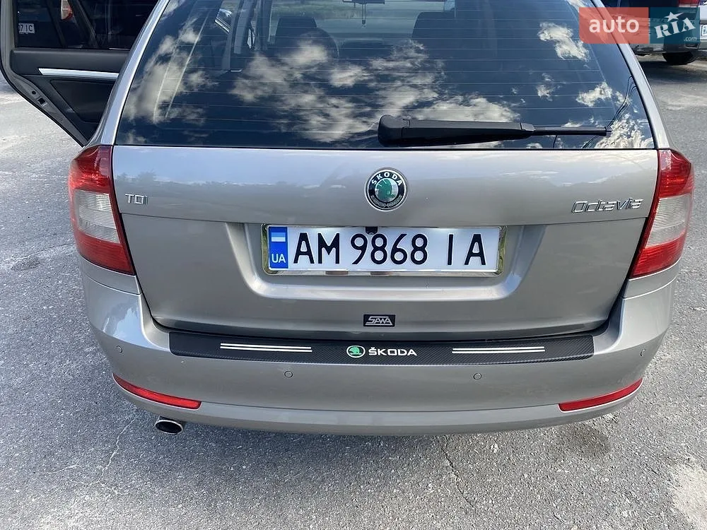 2011 Skoda Octavia - мініатюра 3
