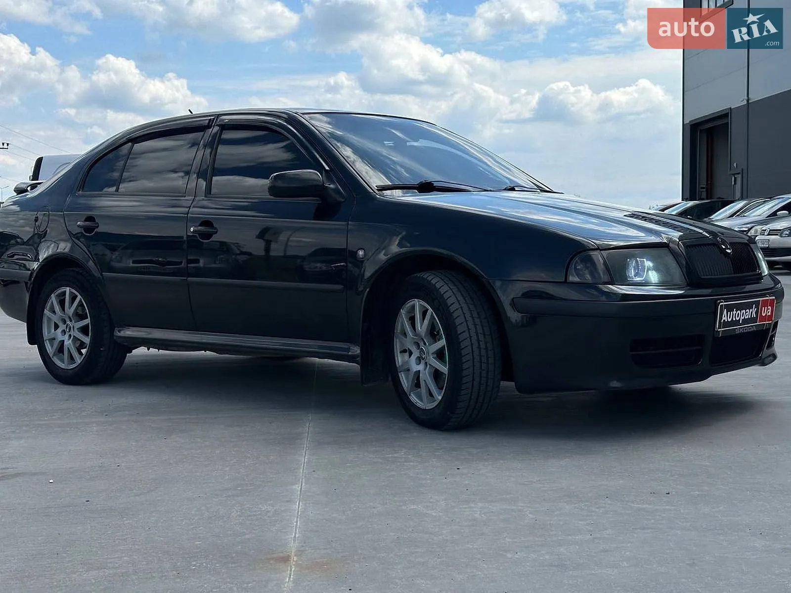 2010 Skoda Octavia - мініатюра 3