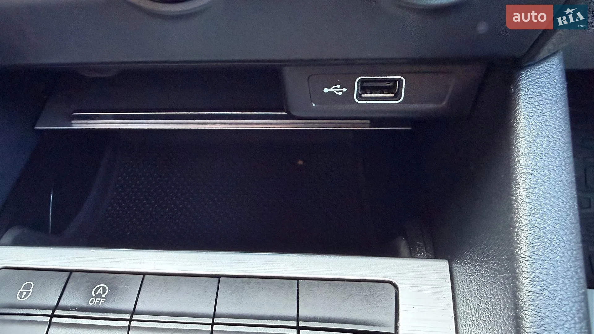 2019 Skoda Octavia - мініатюра 32