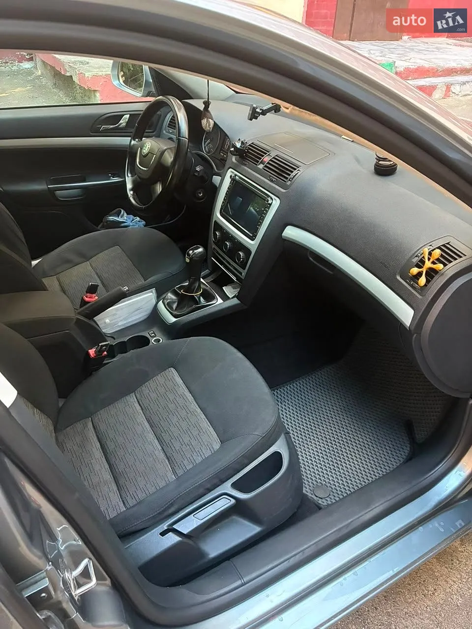 2011 Skoda Octavia - мініатюра 5