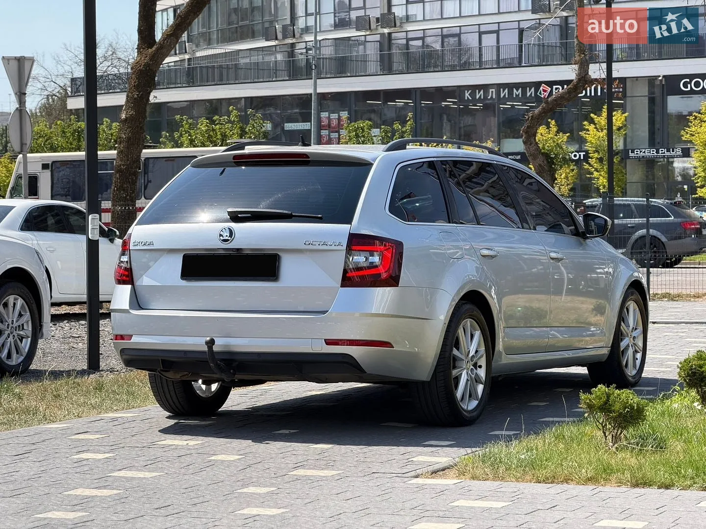 2017 Skoda Octavia - мініатюра 16