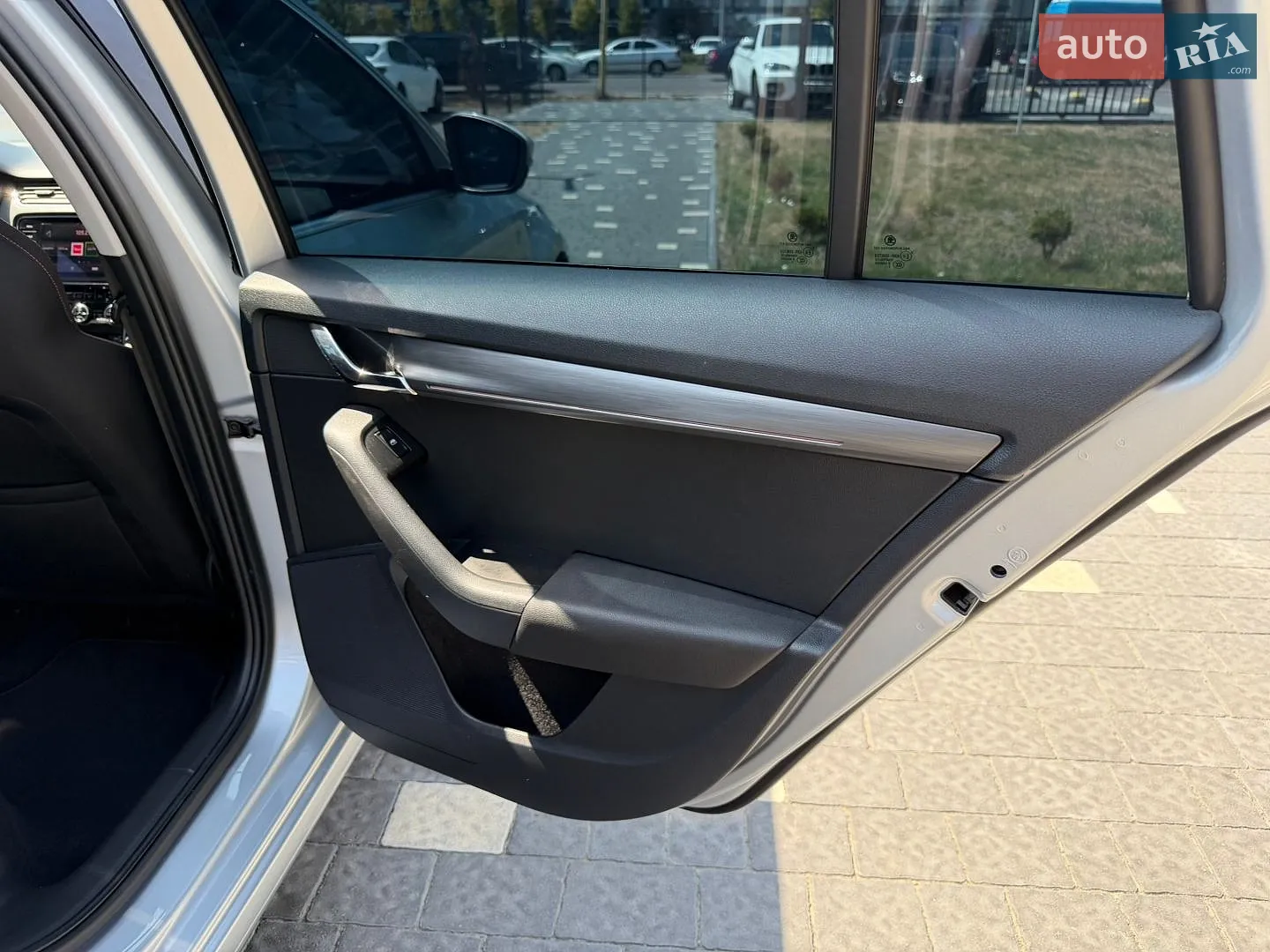 2017 Skoda Octavia - мініатюра 31