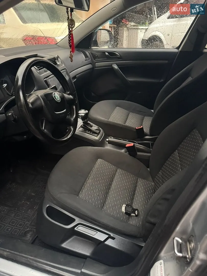 2011 Skoda Octavia - мініатюра 6
