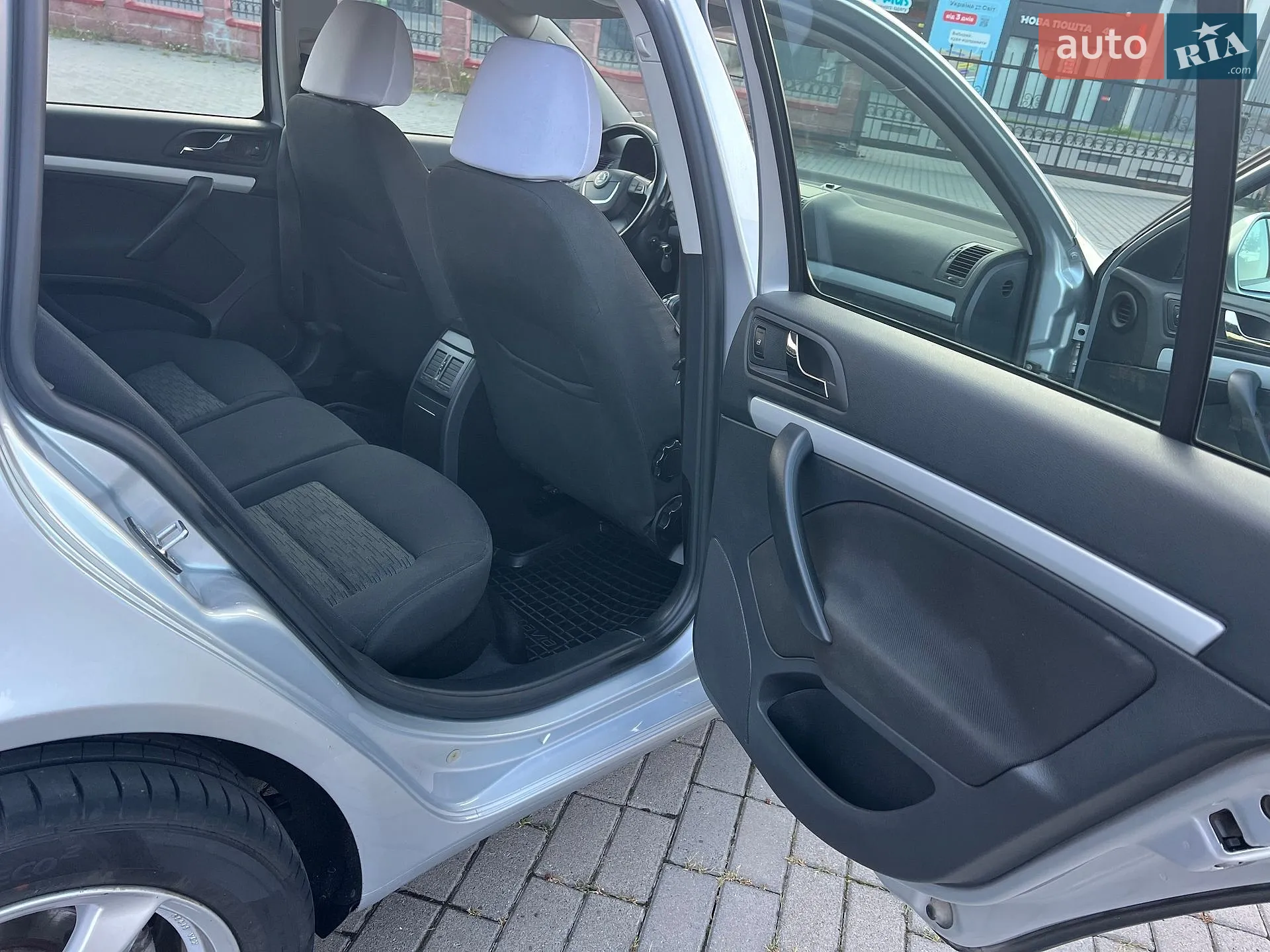 2011 Skoda Octavia - мініатюра 19
