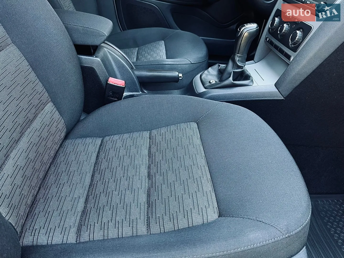 2013 Skoda Octavia - мініатюра 22