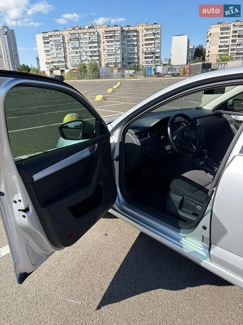 2017 Skoda Octavia - мініатюра 10