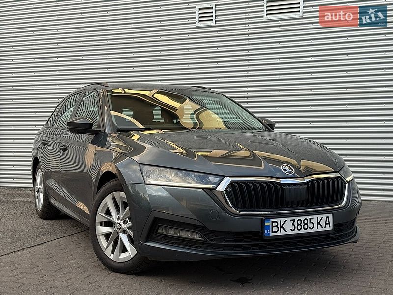 Универсал Skoda Octavia 2021 в Ровно