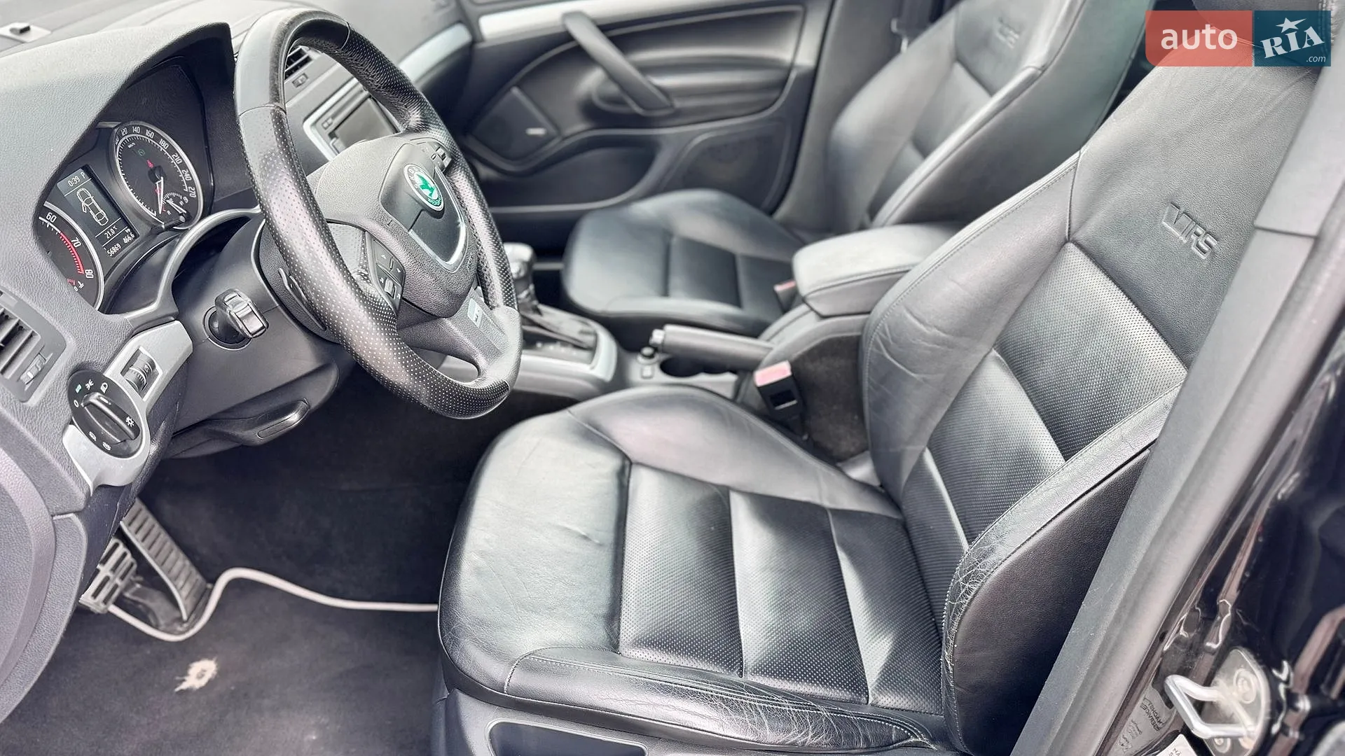 2010 Skoda Octavia - мініатюра 15