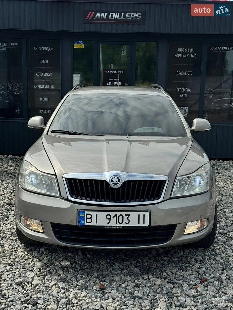 2011 Skoda Octavia - фото 1