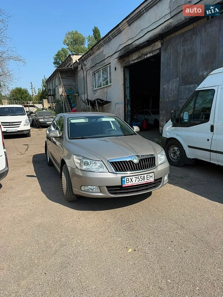 2010 Skoda Octavia - мініатюра 11