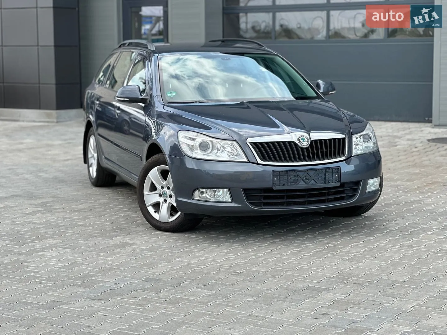 2011 Skoda Octavia - мініатюра 10