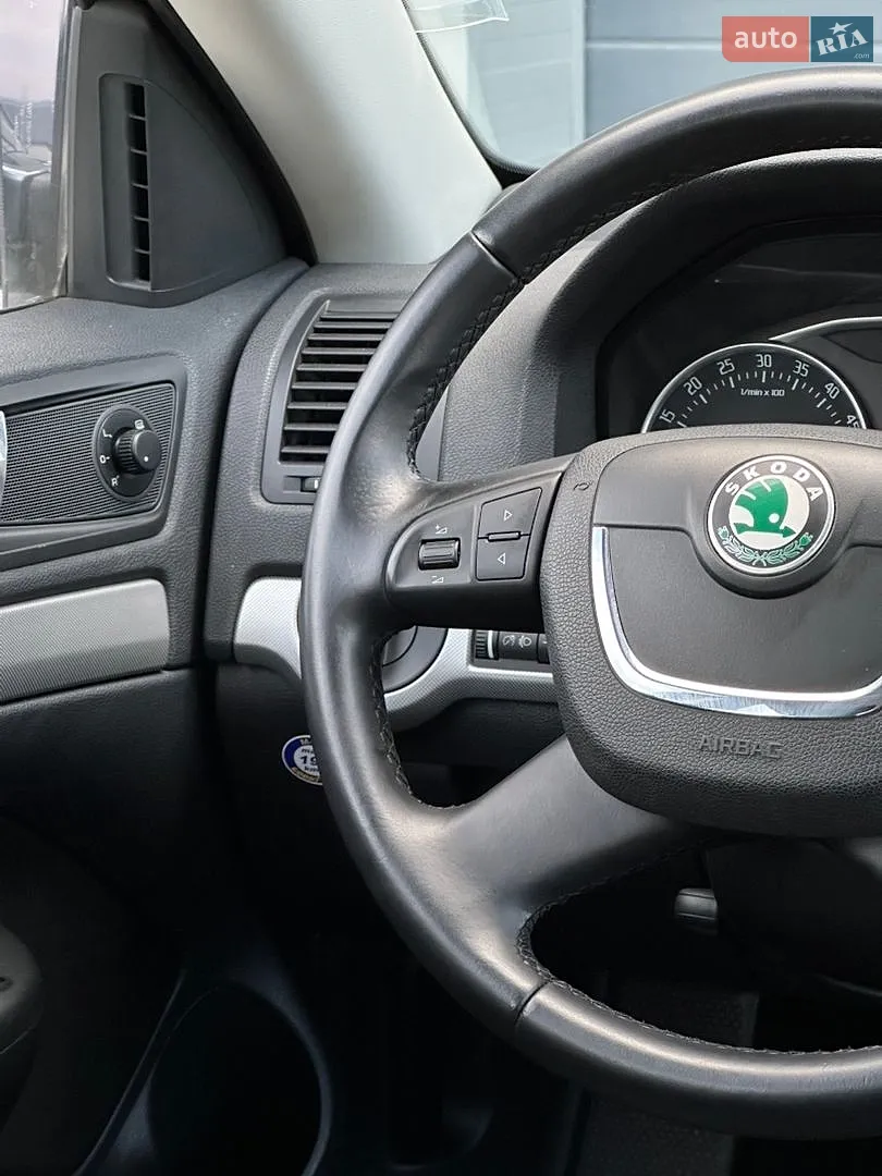 2011 Skoda Octavia - мініатюра 39