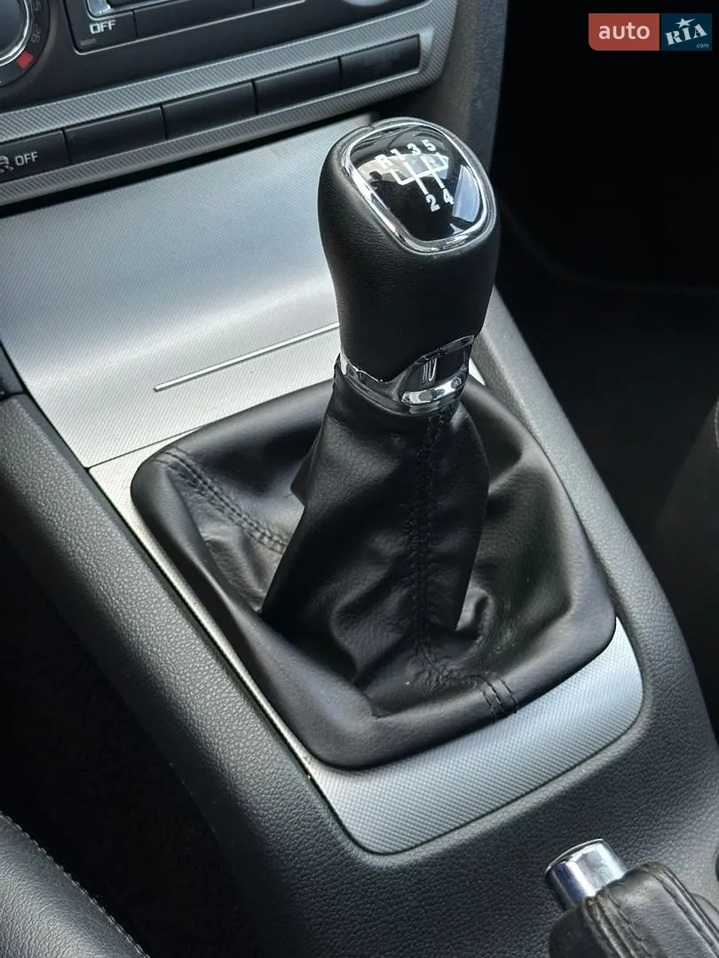 2011 Skoda Octavia - мініатюра 42
