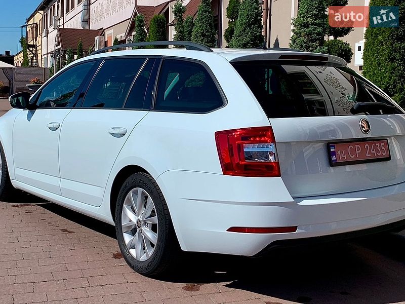 Универсал Skoda Octavia 2017 в Стрые