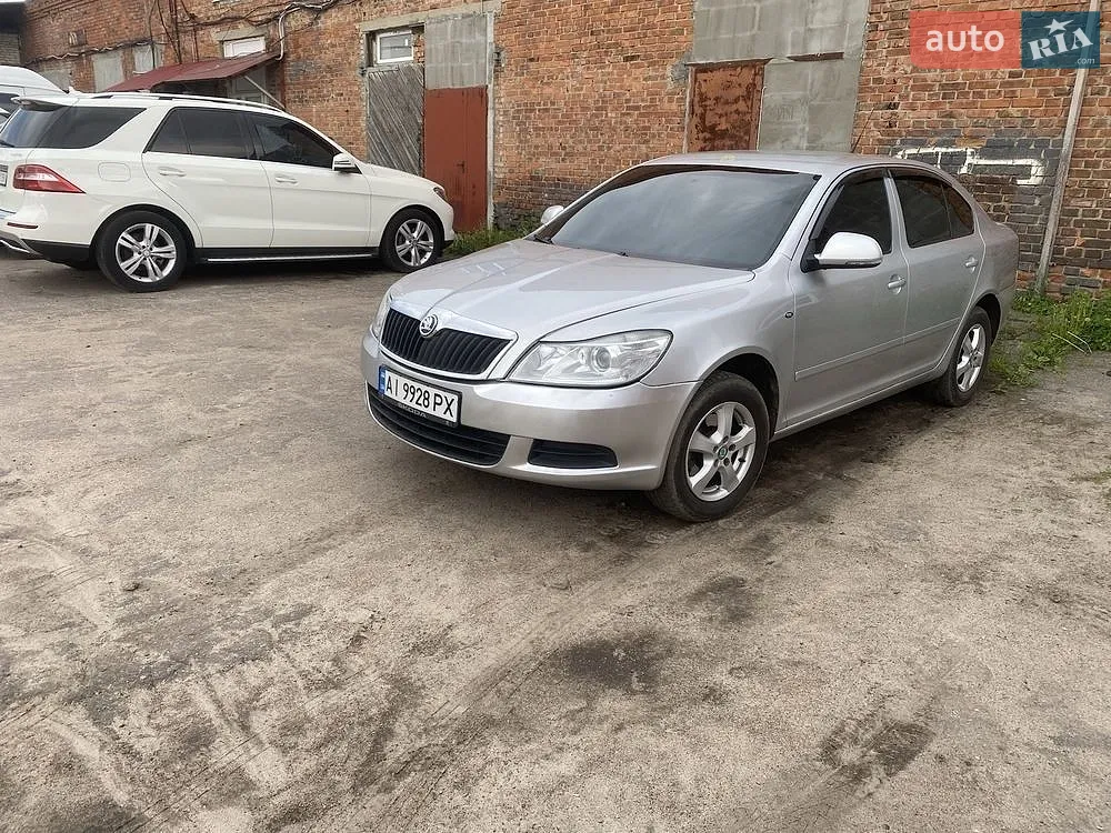 2010 Skoda Octavia - мініатюра 6