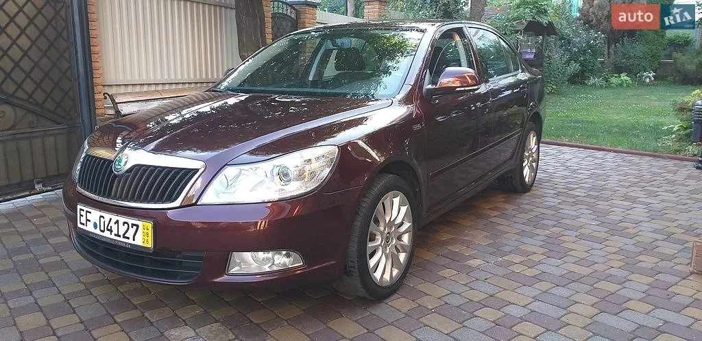 2011 Skoda Octavia - мініатюра 2