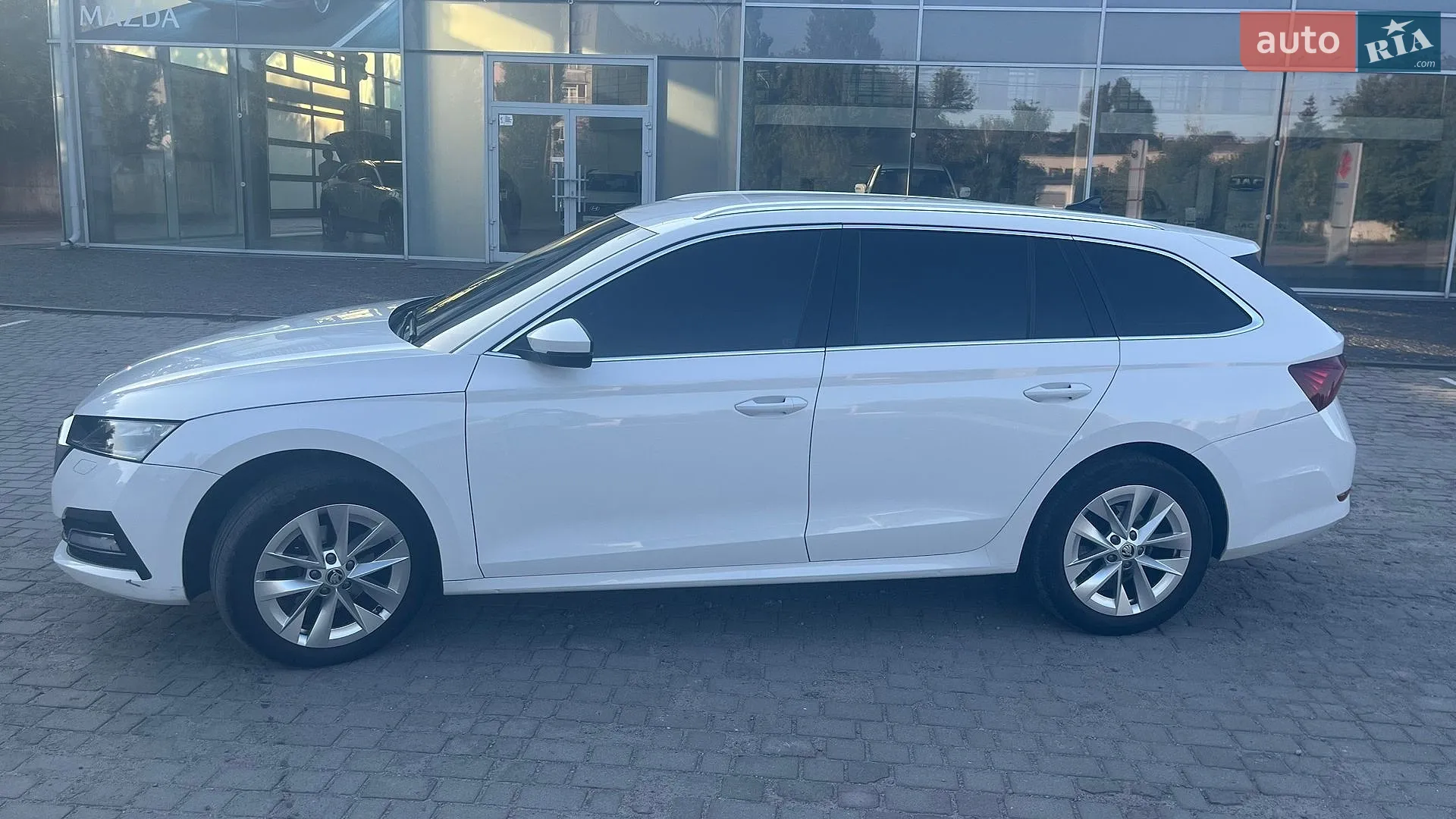 2020 Skoda Octavia - мініатюра 2
