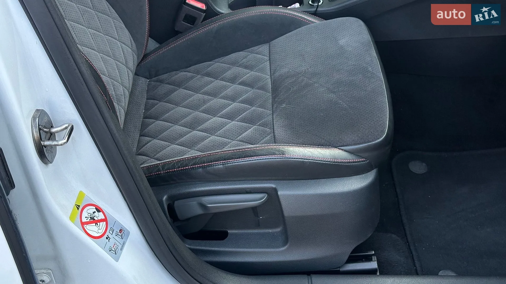 2018 Skoda Octavia - мініатюра 75
