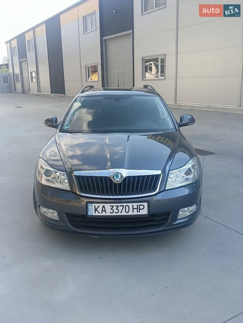 2010 Skoda Octavia - мініатюра 2
