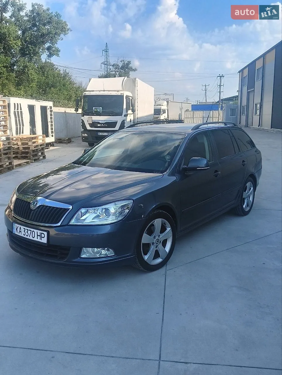 2010 Skoda Octavia - фото 1