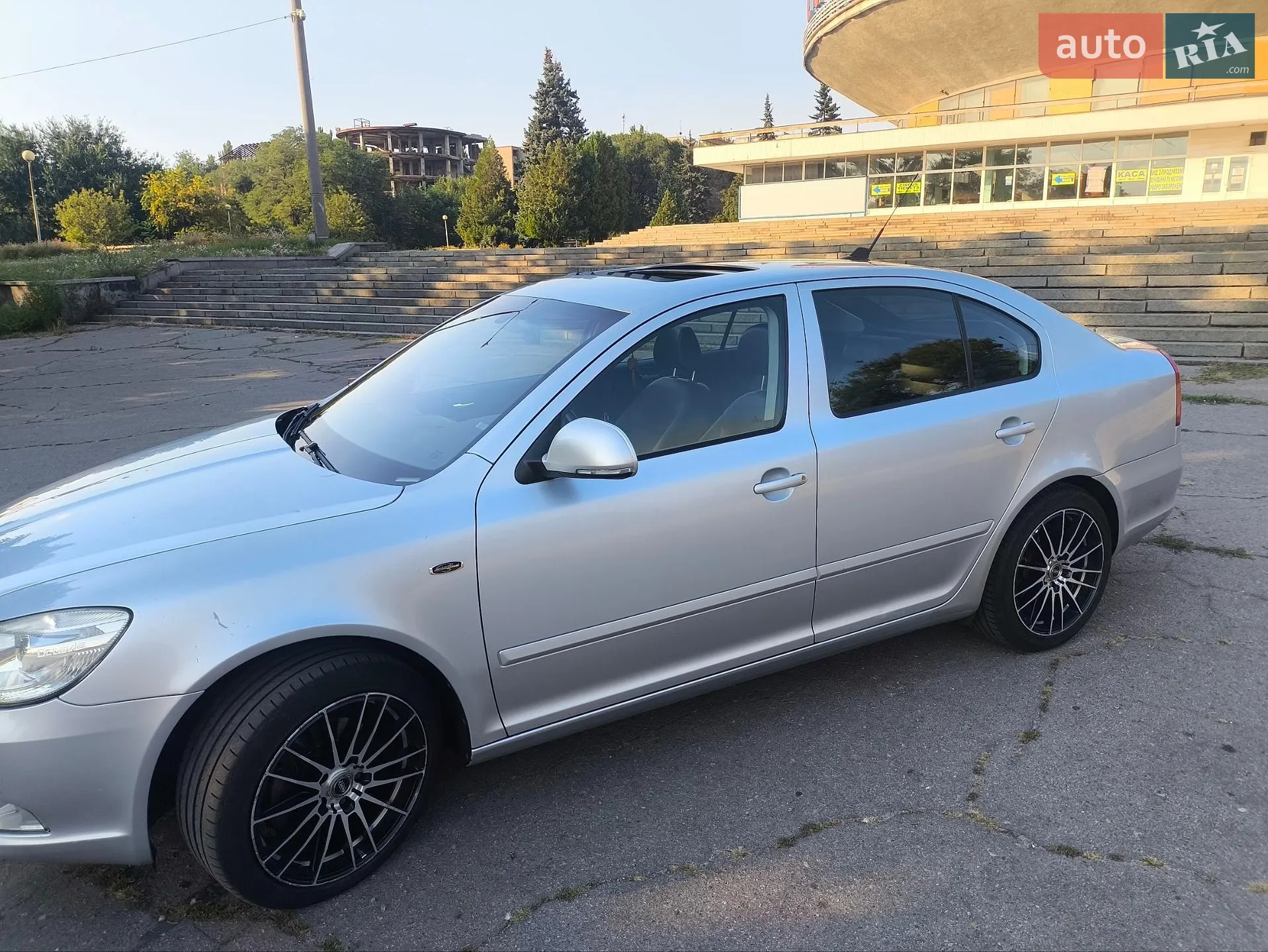 2010 Skoda Octavia - мініатюра 19