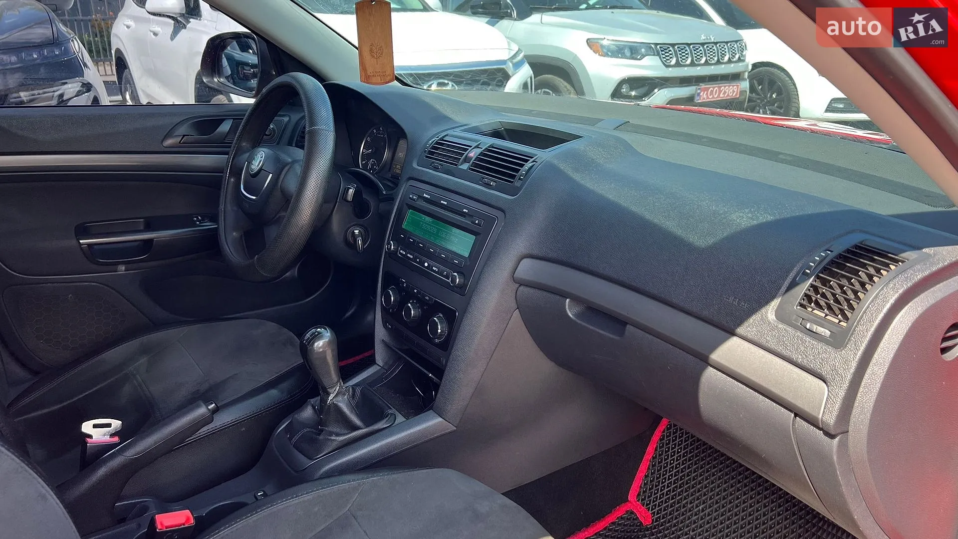 2010 Skoda Octavia - мініатюра 18