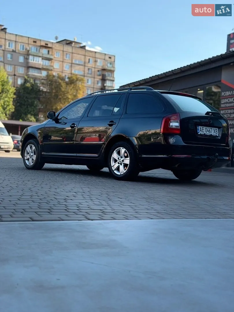 2011 Skoda Octavia - мініатюра 8