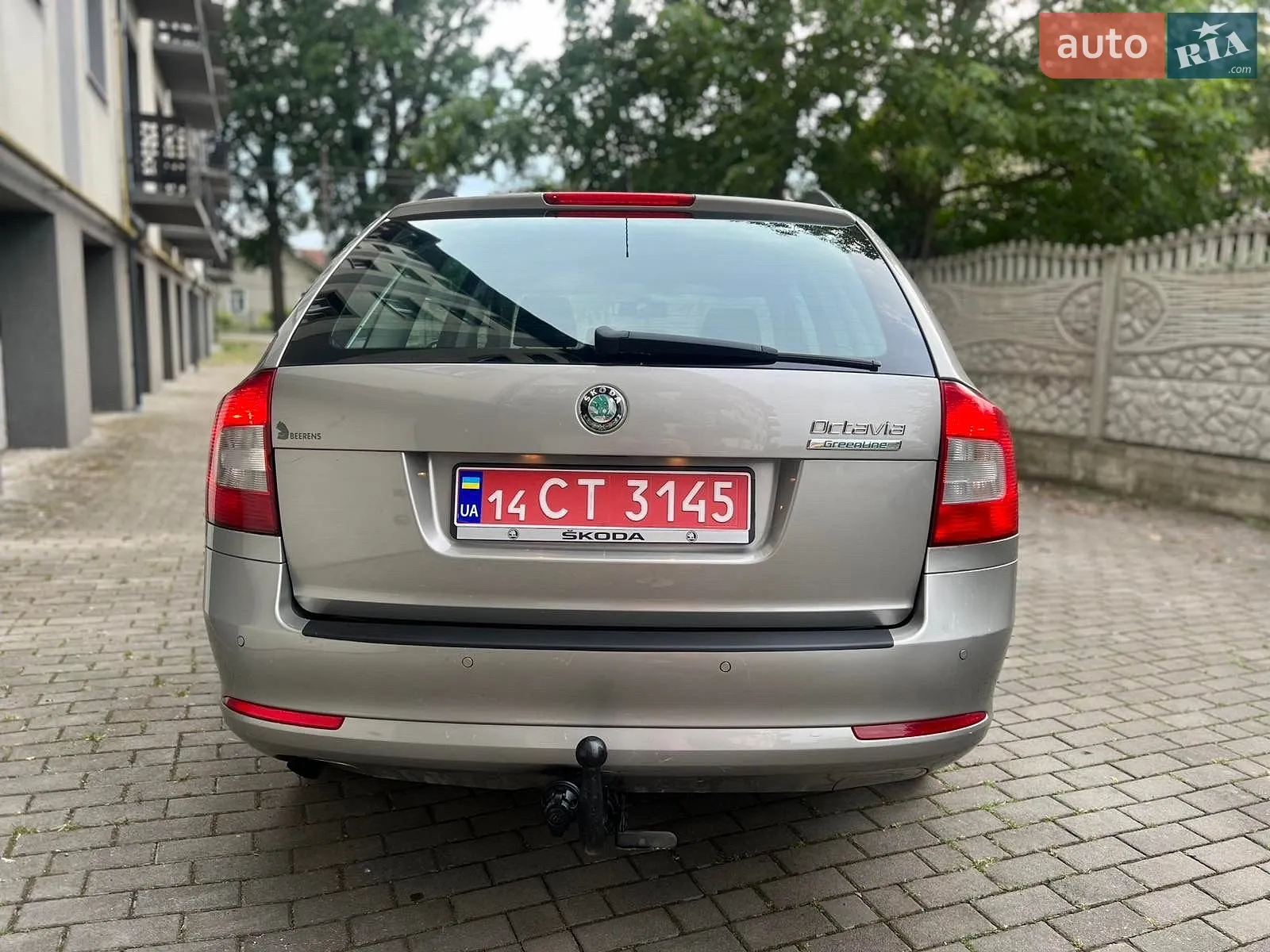 2010 Skoda Octavia - мініатюра 8