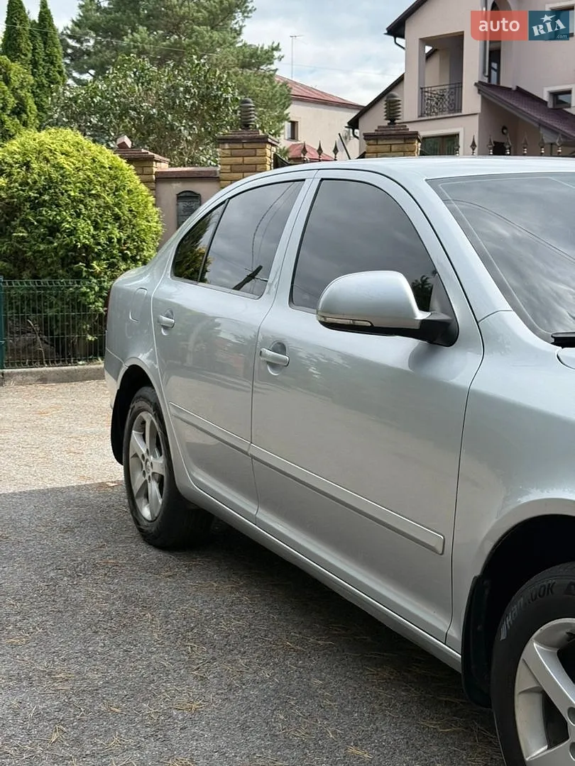 2011 Skoda Octavia - мініатюра 15