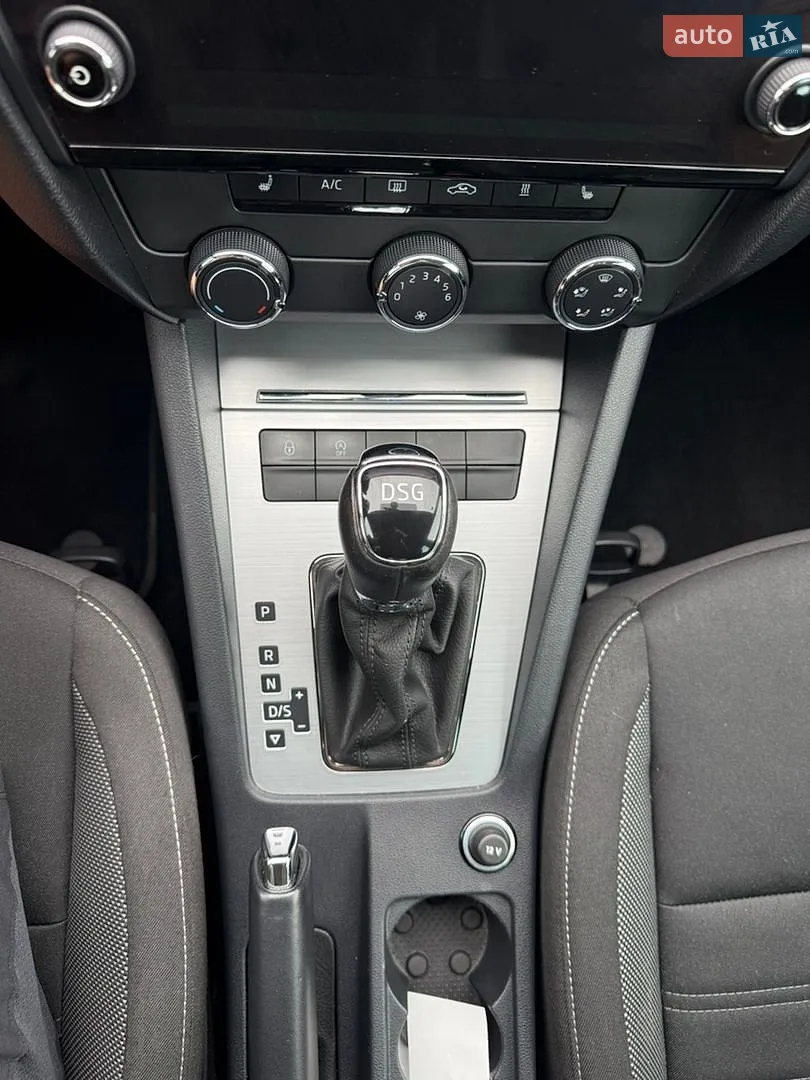 2017 Skoda Octavia - мініатюра 21