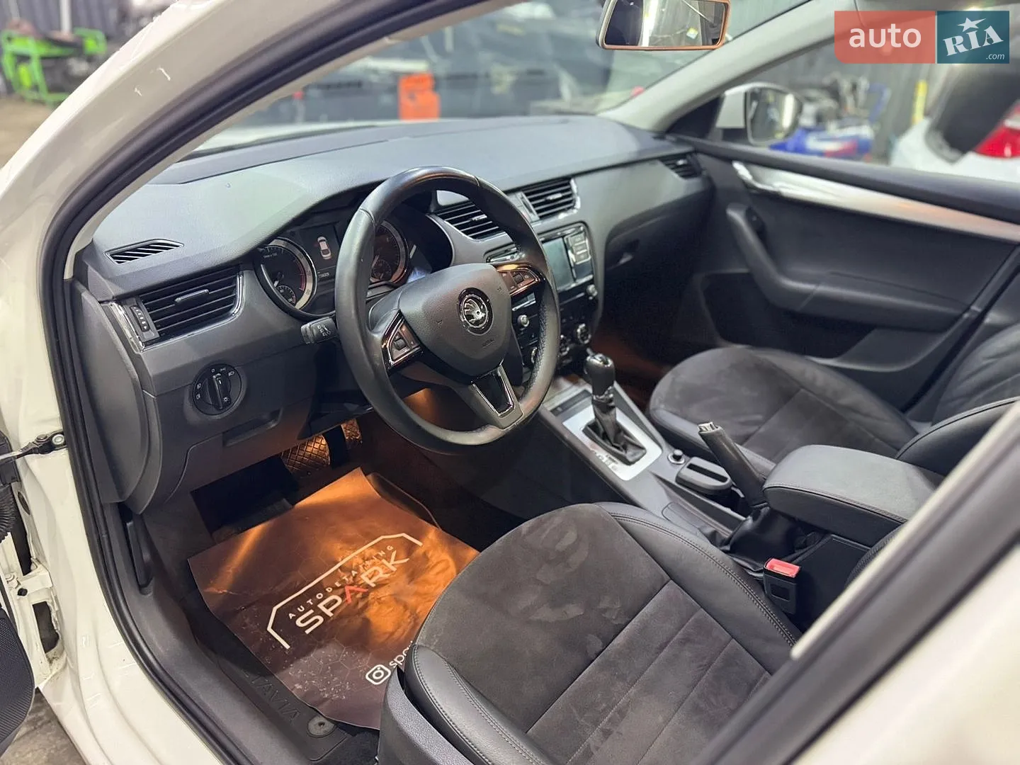 2018 Skoda Octavia - мініатюра 12
